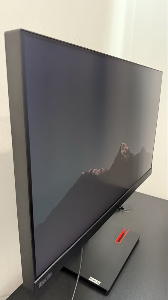 Monitor Lenovo ThinkVision P32pz-30 (63E5GAT2EU) 31,5" 4K IPS 60Hz 4ms