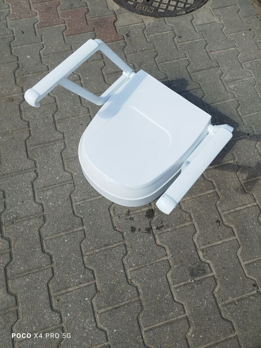 Nakładka na sedes ,podwyższenie na toaletę