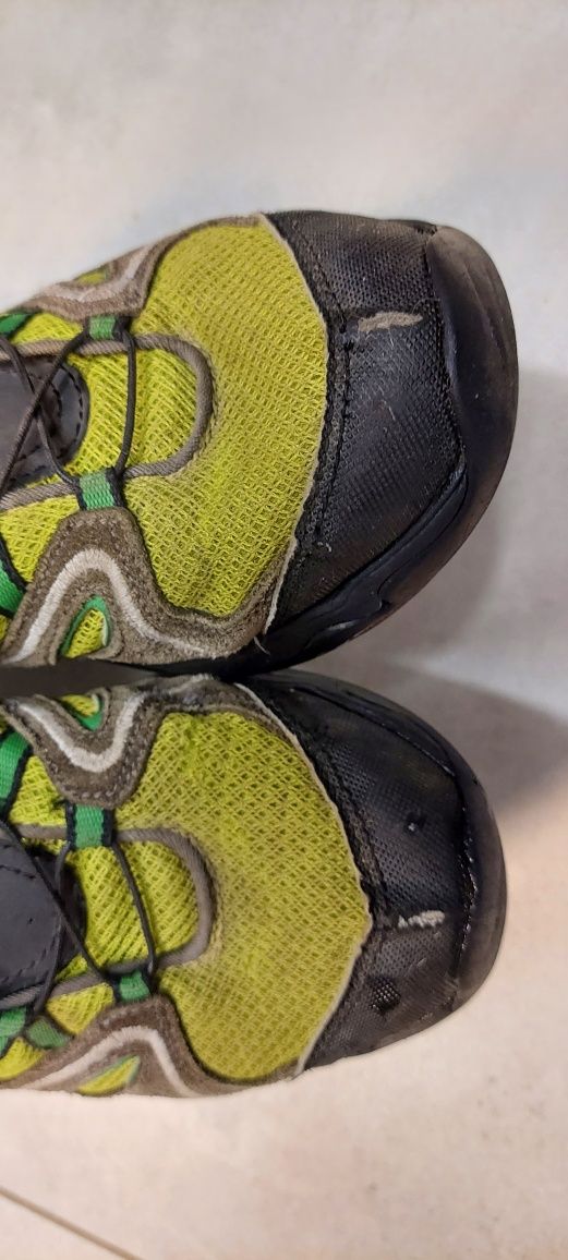 Кроссовки Salomon 37.5