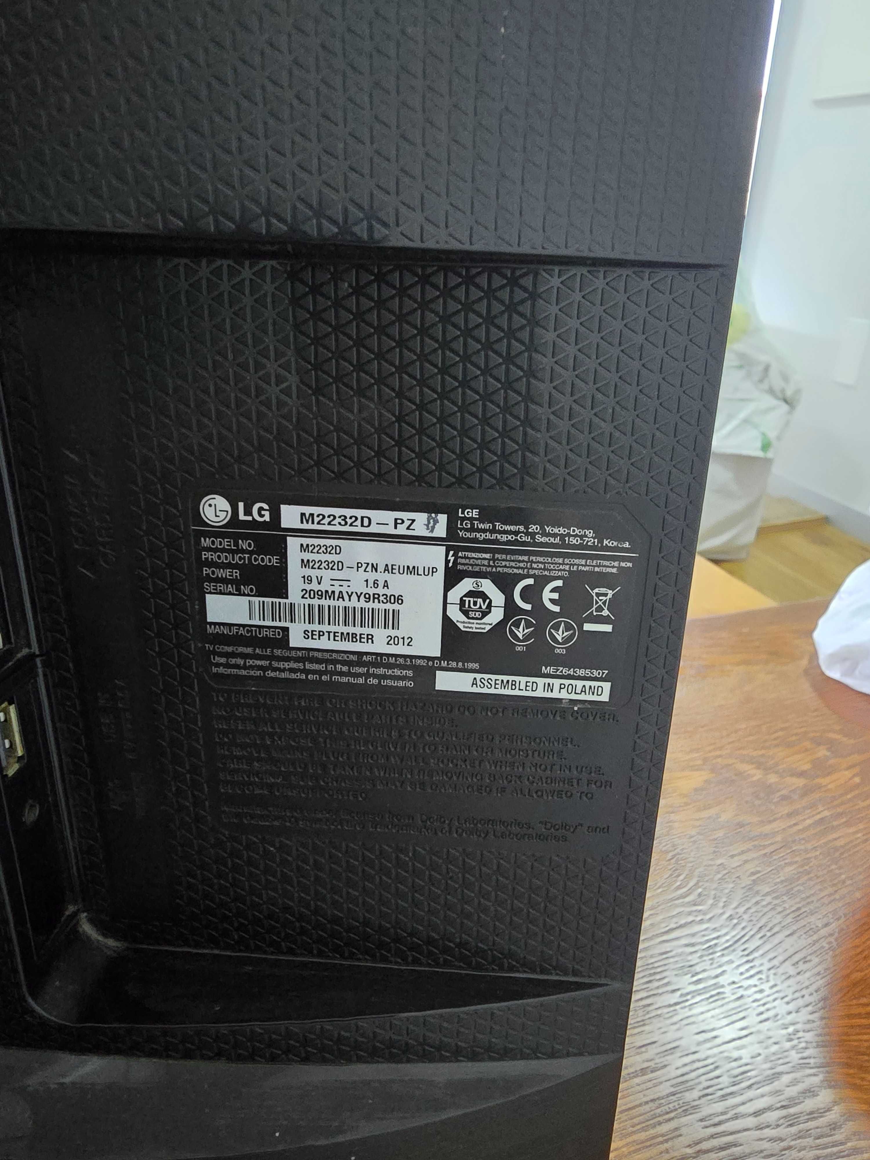 Ecrã LED/ Televisão LG M2232D-PZ 22"