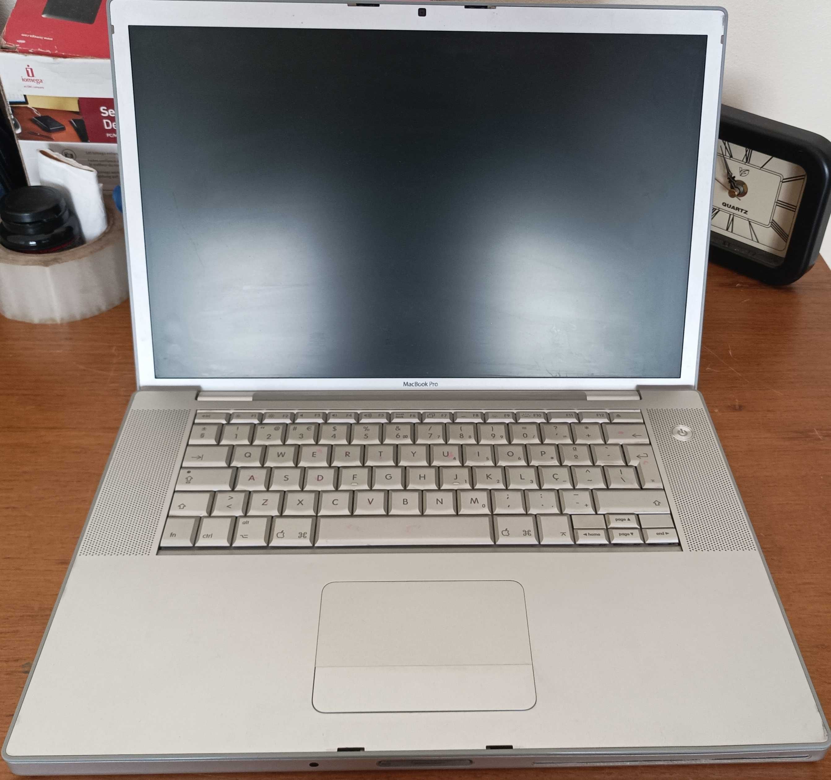 MacBook Pro modelo A1211