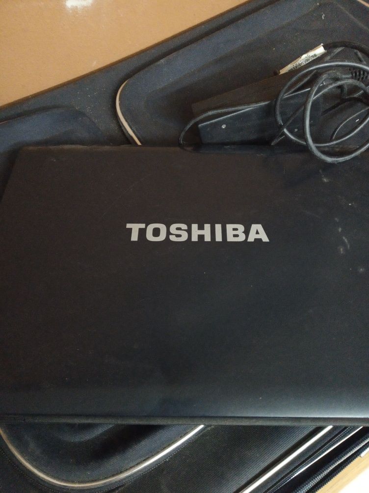 PC Toshiba usado
