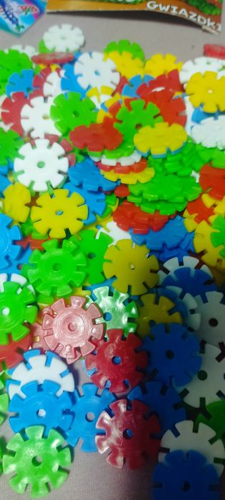 Klocki konstrukcyjne śnieżynki 379 elementów