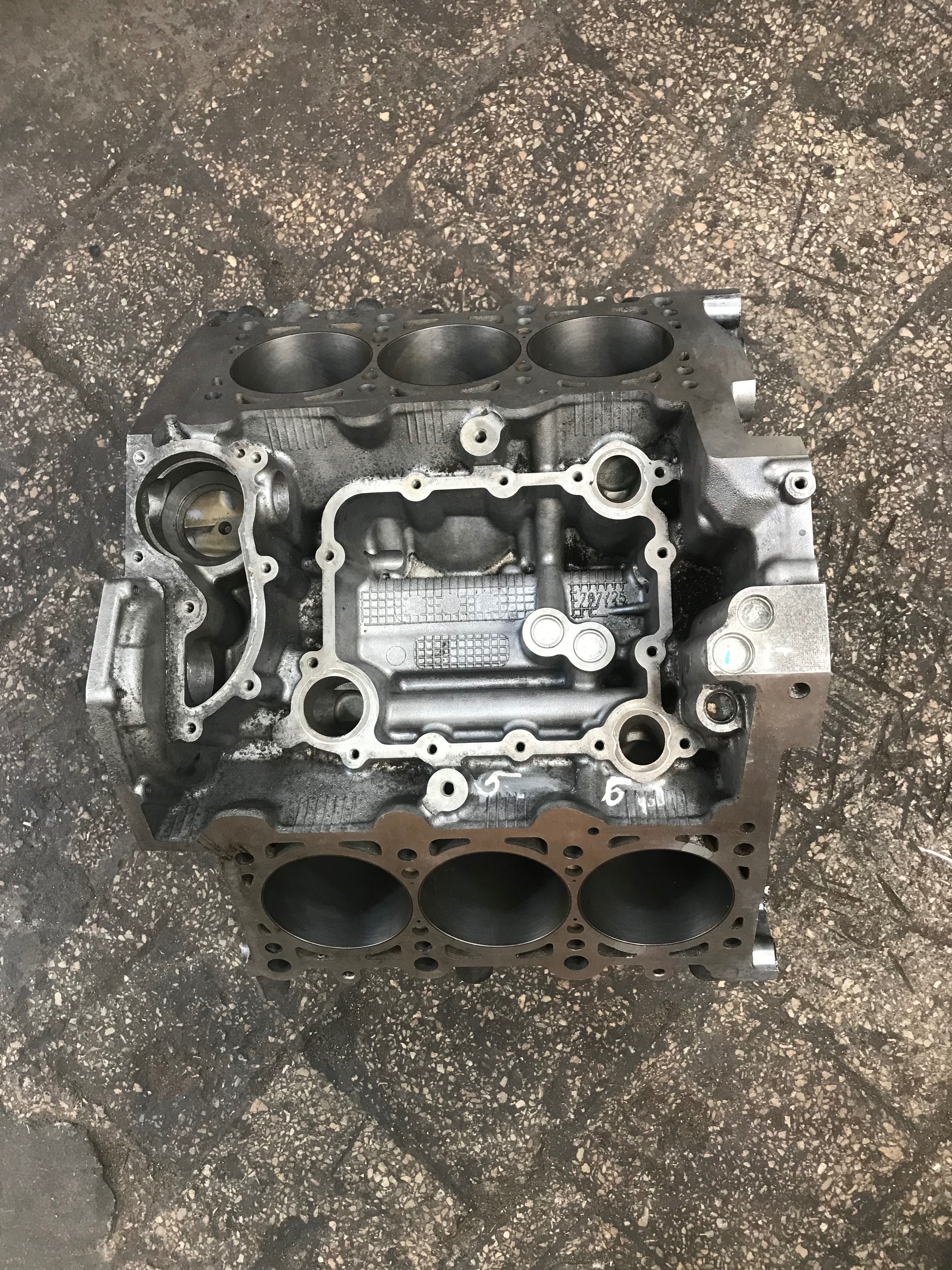 Блок двигуна CRE  AUDI V6 3.0TFSI