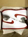 Оригінал! Оригінальні кросівки NIKE AIR FORCE 1 LOW '07 38.5 розмір