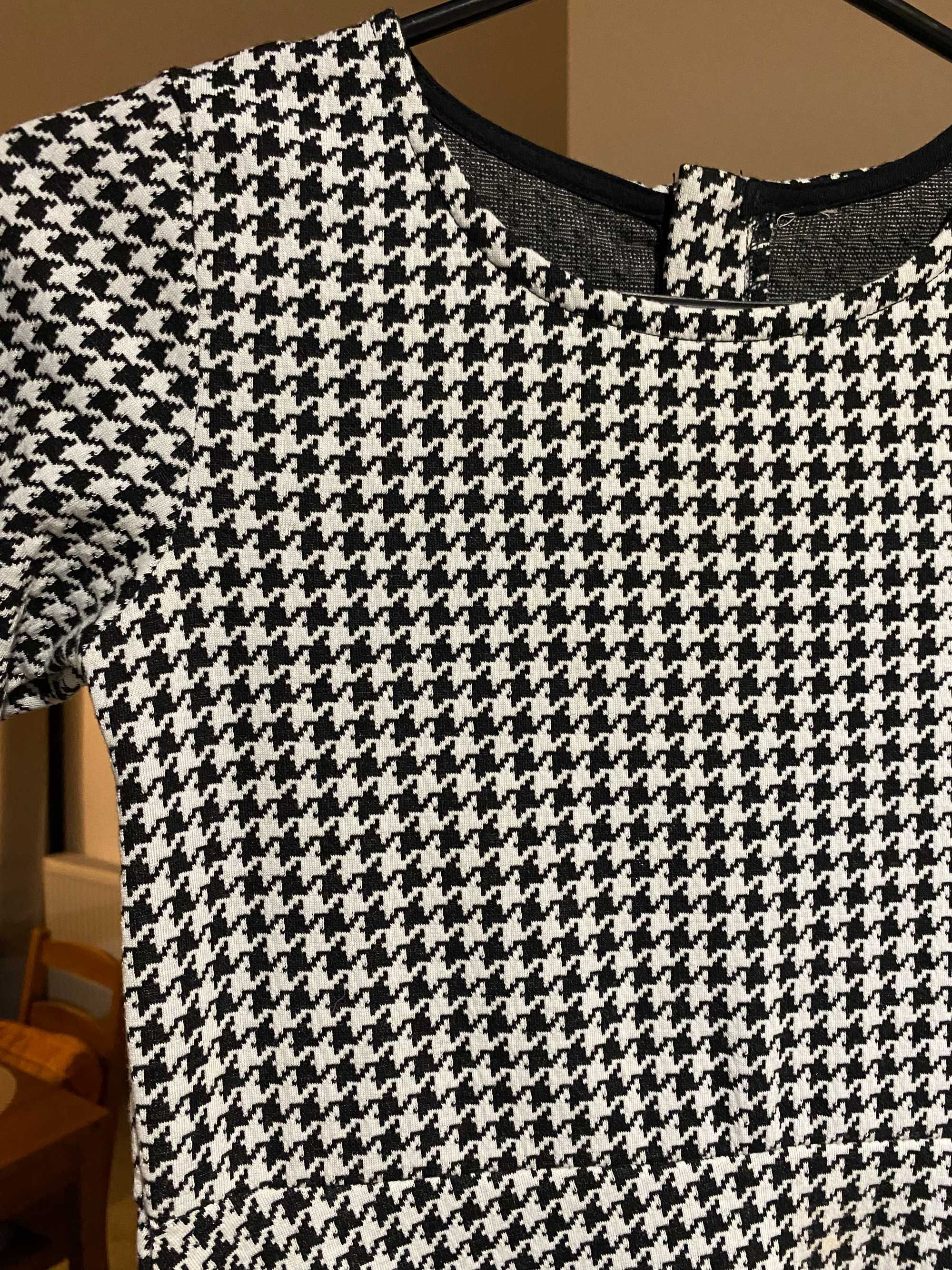 H&M sukienka dziewczęca w pepitkę 134/140cm 8-10 lat