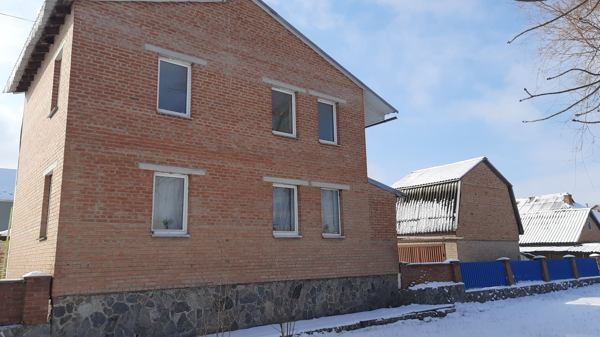 Продам будинок 92м2 на Подолі,вул.Правди