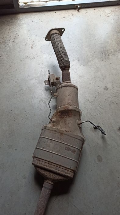 Выхлопная труба в сборе Renault Duster