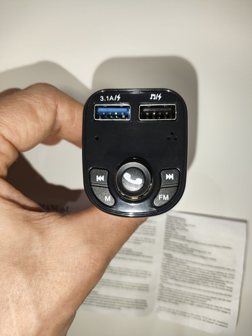 Bluetooth FM модулятор FM-трансмітер