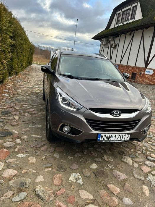 Hyundai ix35 Samochód SUV Hyundai ix36 1,6 GDI Benzyna 2015 rok brązowy