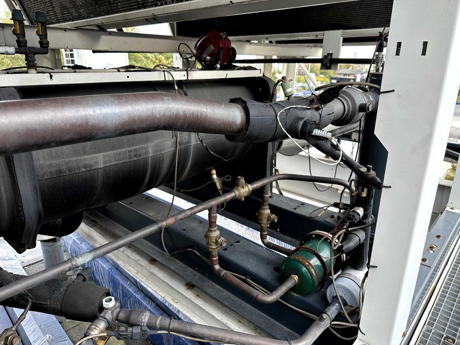 Agregat wody lodowej chiller Trane RTAF 145 o wydajności 522 kW