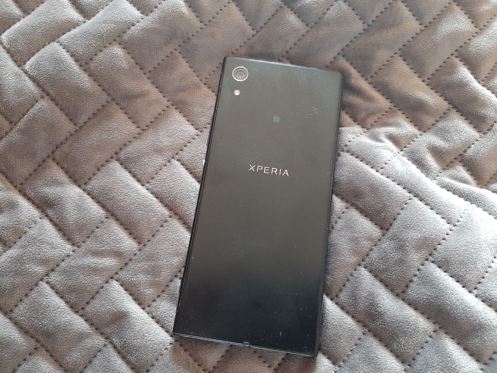 Телефон Sony xperia XA1