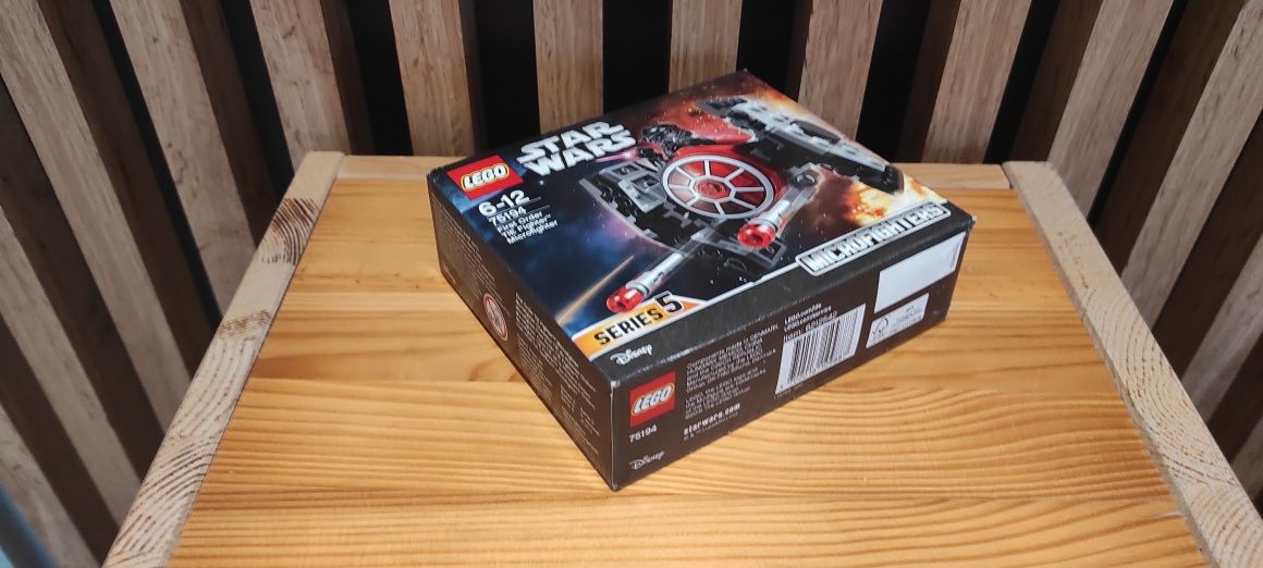 Lego Star Wars 75194 Myśliwiec TIE