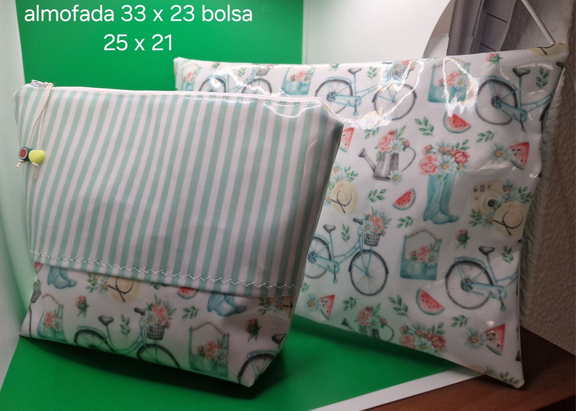 Coleção  de praia almofada e bolsa