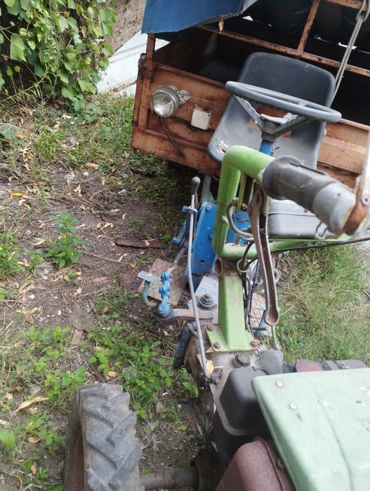 Motoenxada lombardino grifo.