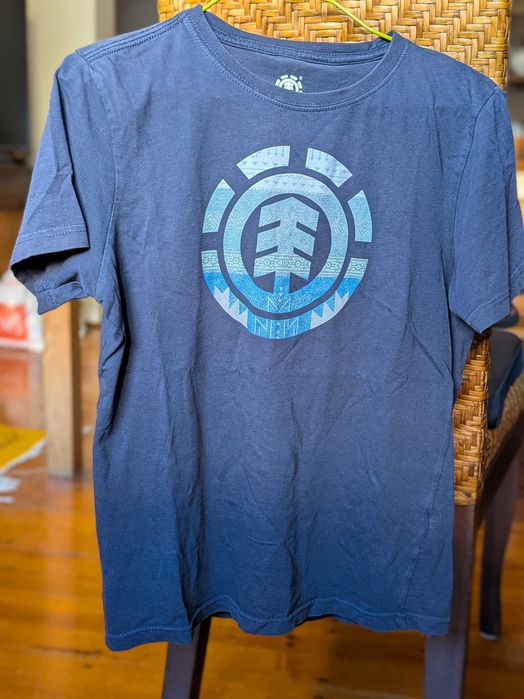 2 T-shirts de algodão da ELEMENT e QUIKSILVER 12a