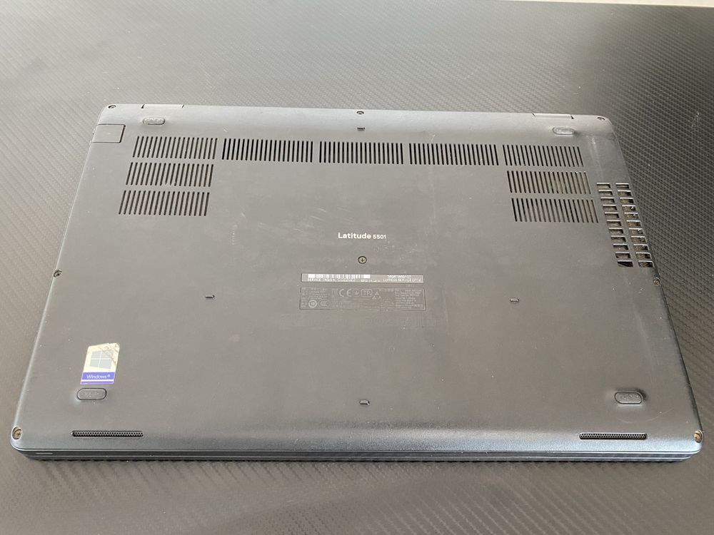 Ноутбук Dell Latitide 5501