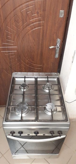 Продам газову плиту Гореньє у гарному стані