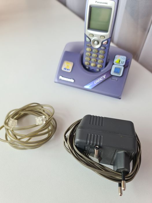 Продається безпровідний телефон Panasonic