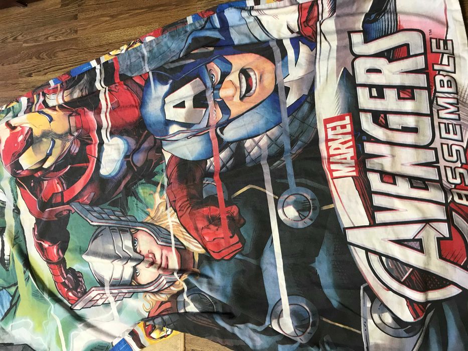 комплект(пододеяльник+наволочка) avengers для мальчика