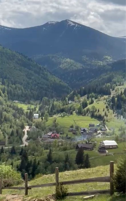 Підїздна  діоянка в Дземброні .