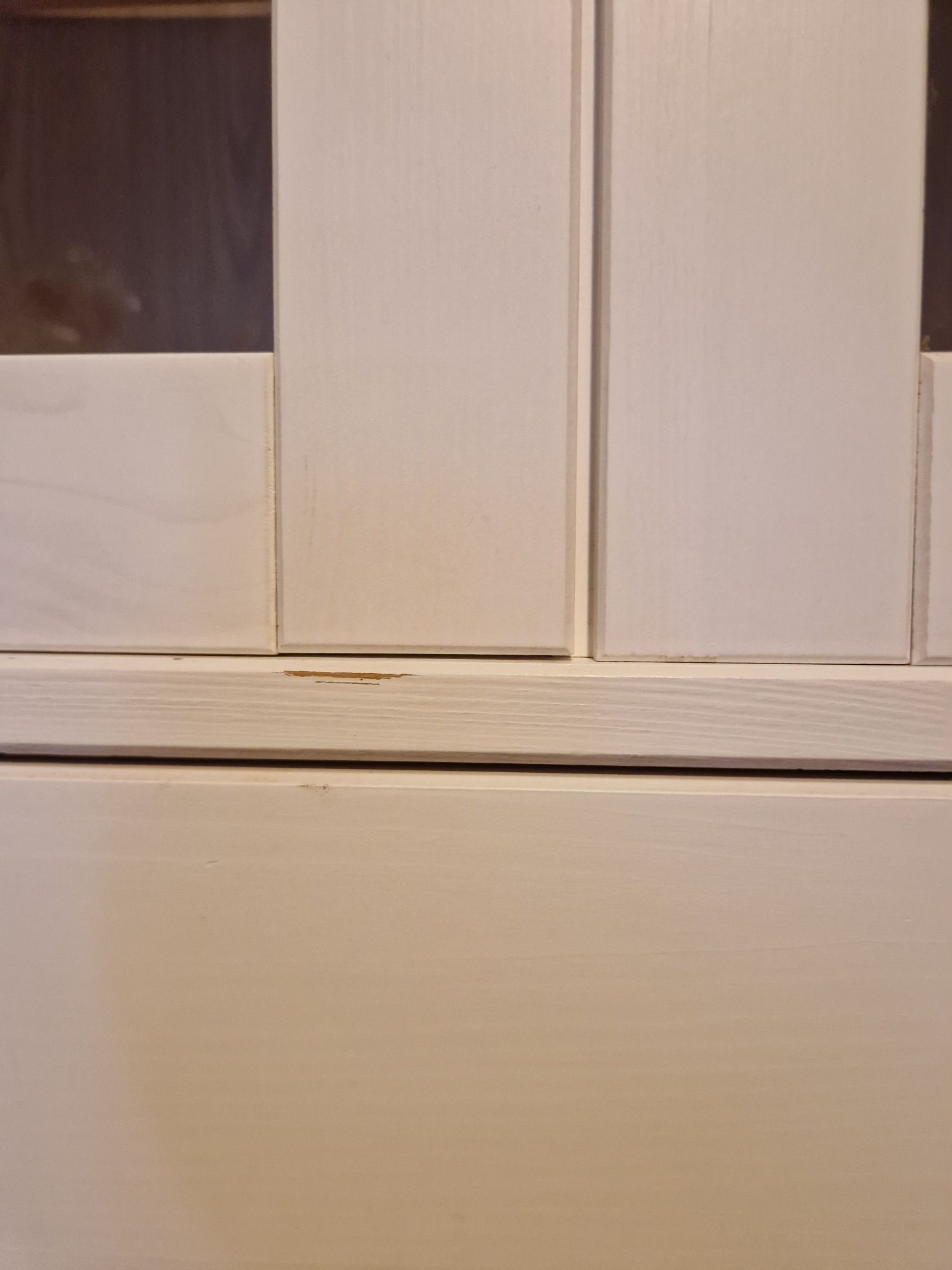 Vitrina com 3 gavetas com velatura branca, gama Hemnes IKEA
