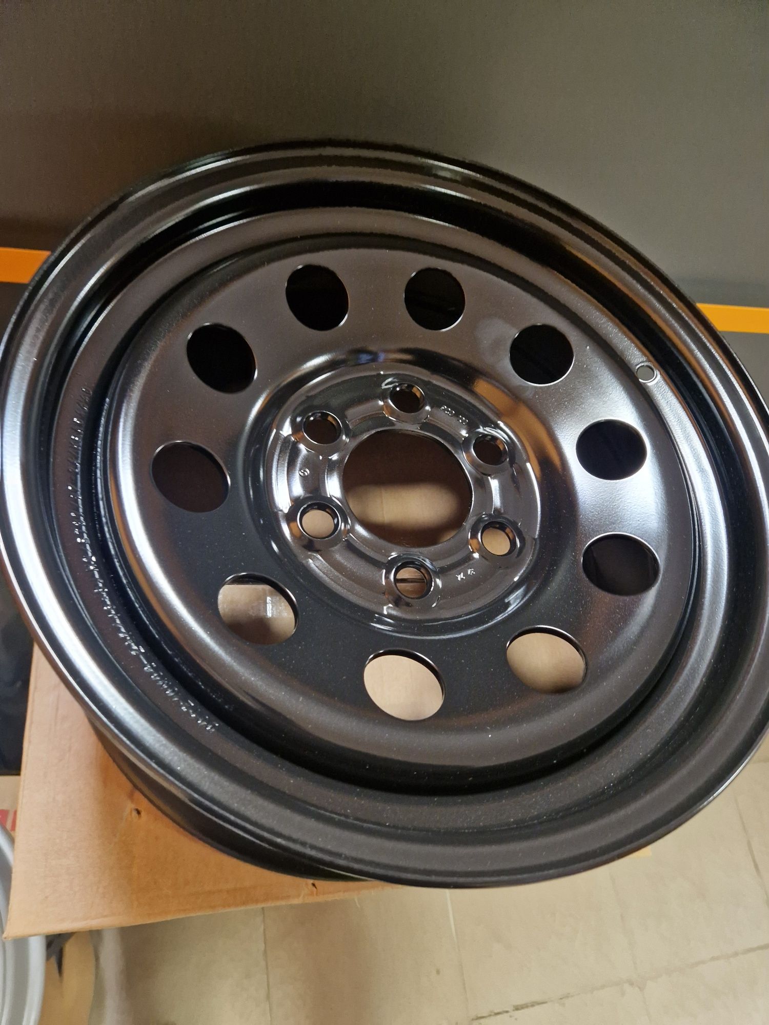 Nowe felgi 16 cali DOTZ Mercedes Sprinter 4X4 Camper