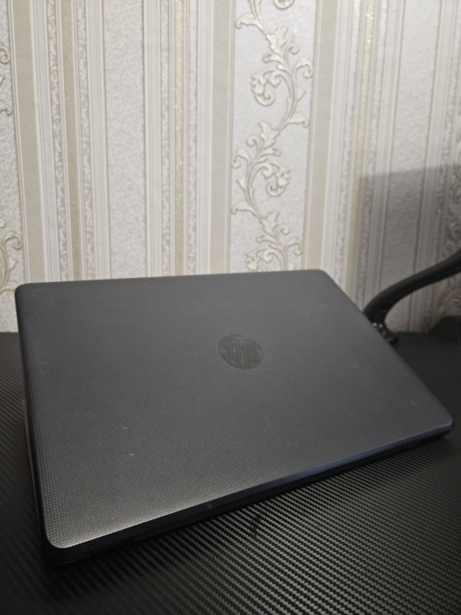 HP 15,6" | AMD A6 serias | 8gb DDR4 | 256ssd m2 | art 029