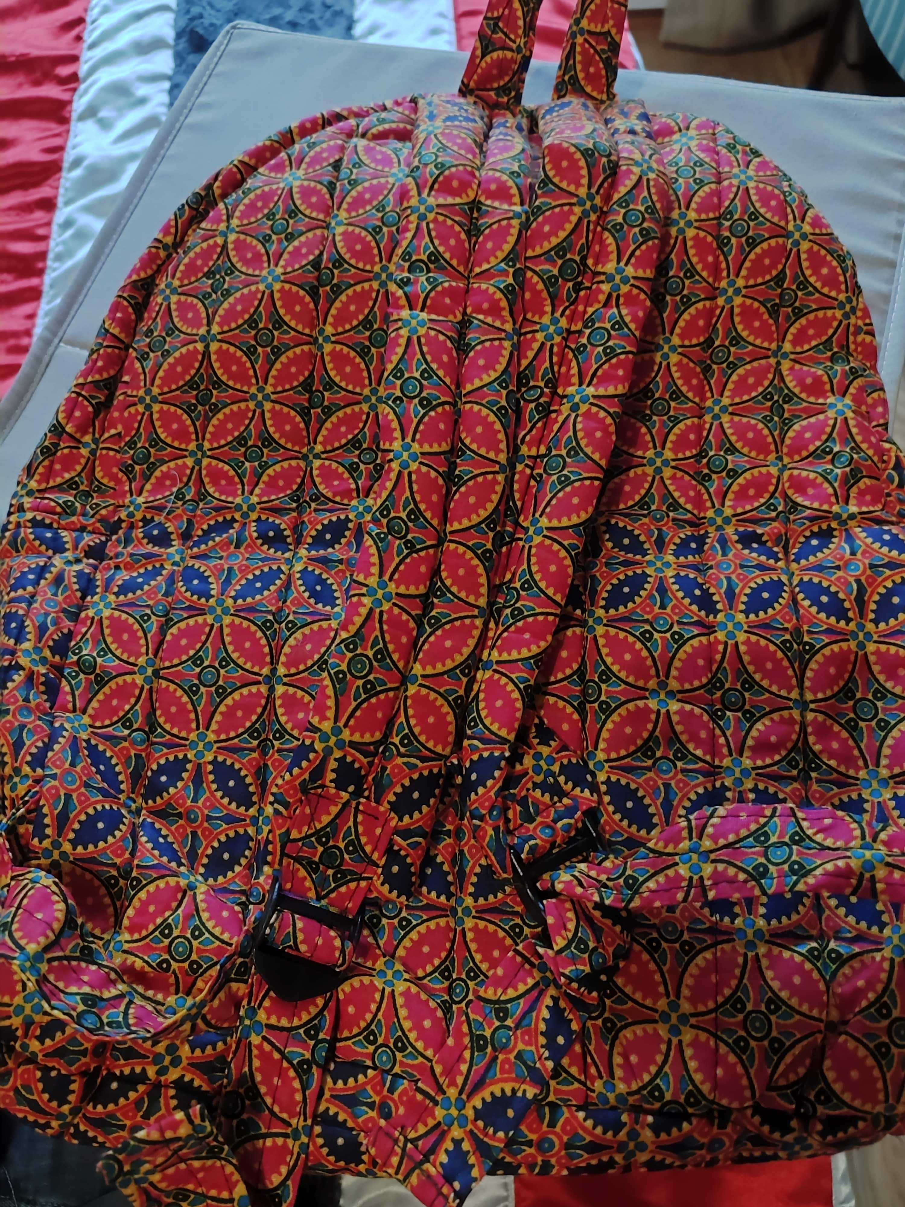 Mochila colorida