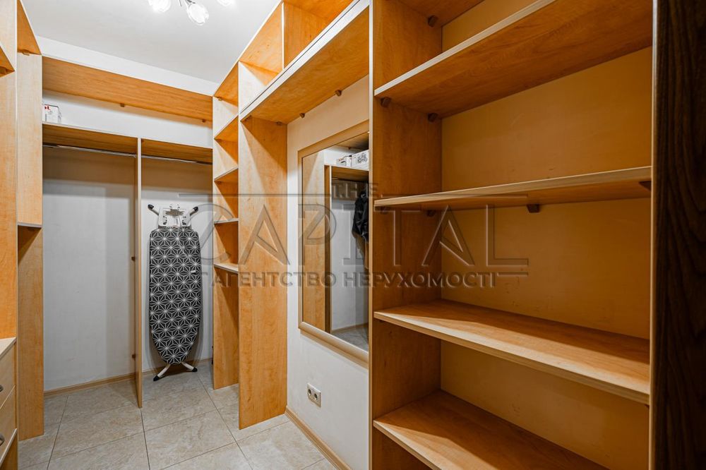 Продаж квартири, КБ  "Діамант", вул. Т. Шевченка, Шевченківський р-н