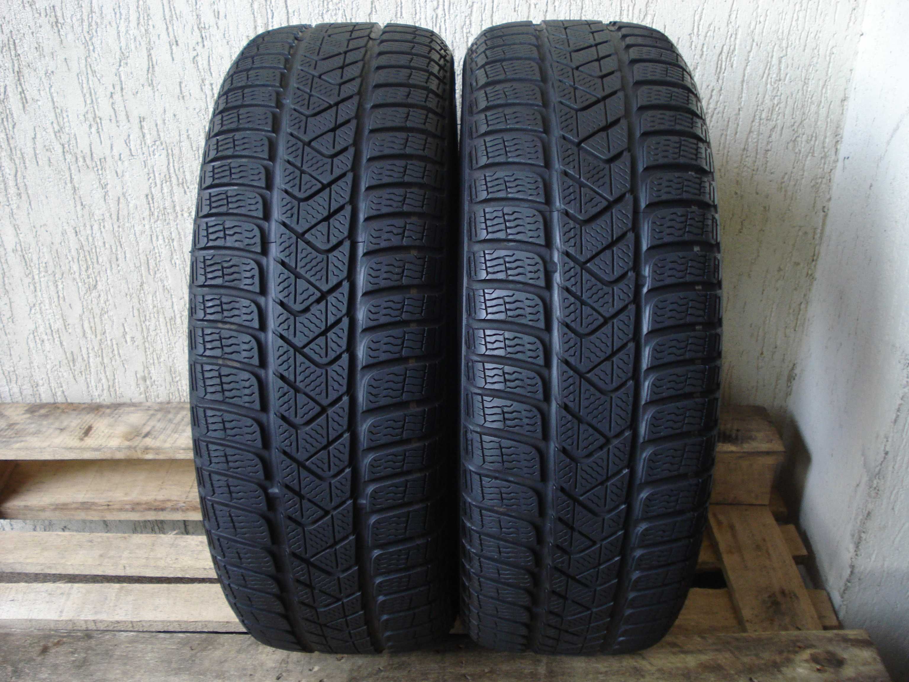 Pirelli Sotto Zero 3  215/60 r 16  2 - sztuki zimowe