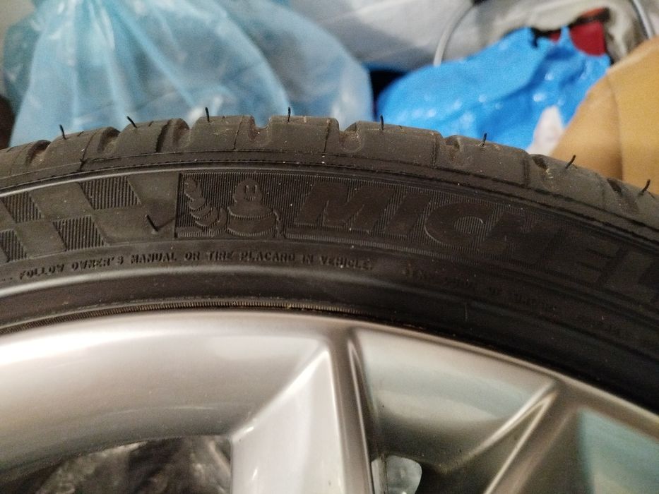 Opony lato 255/35 R19 Michael dot.3615