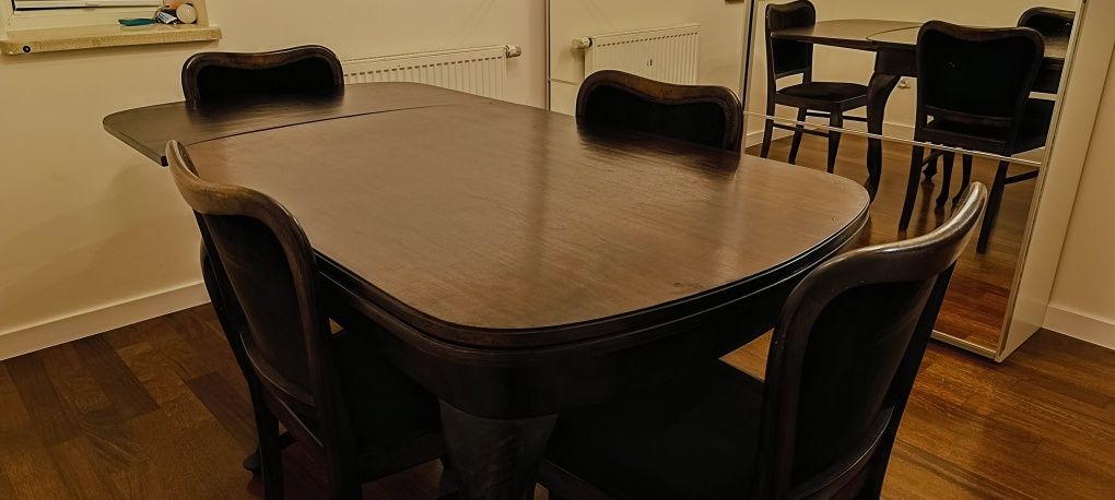 Piękny stół dębowy w stylu ludwiskowskim wraz kompletem 6 krzeseł