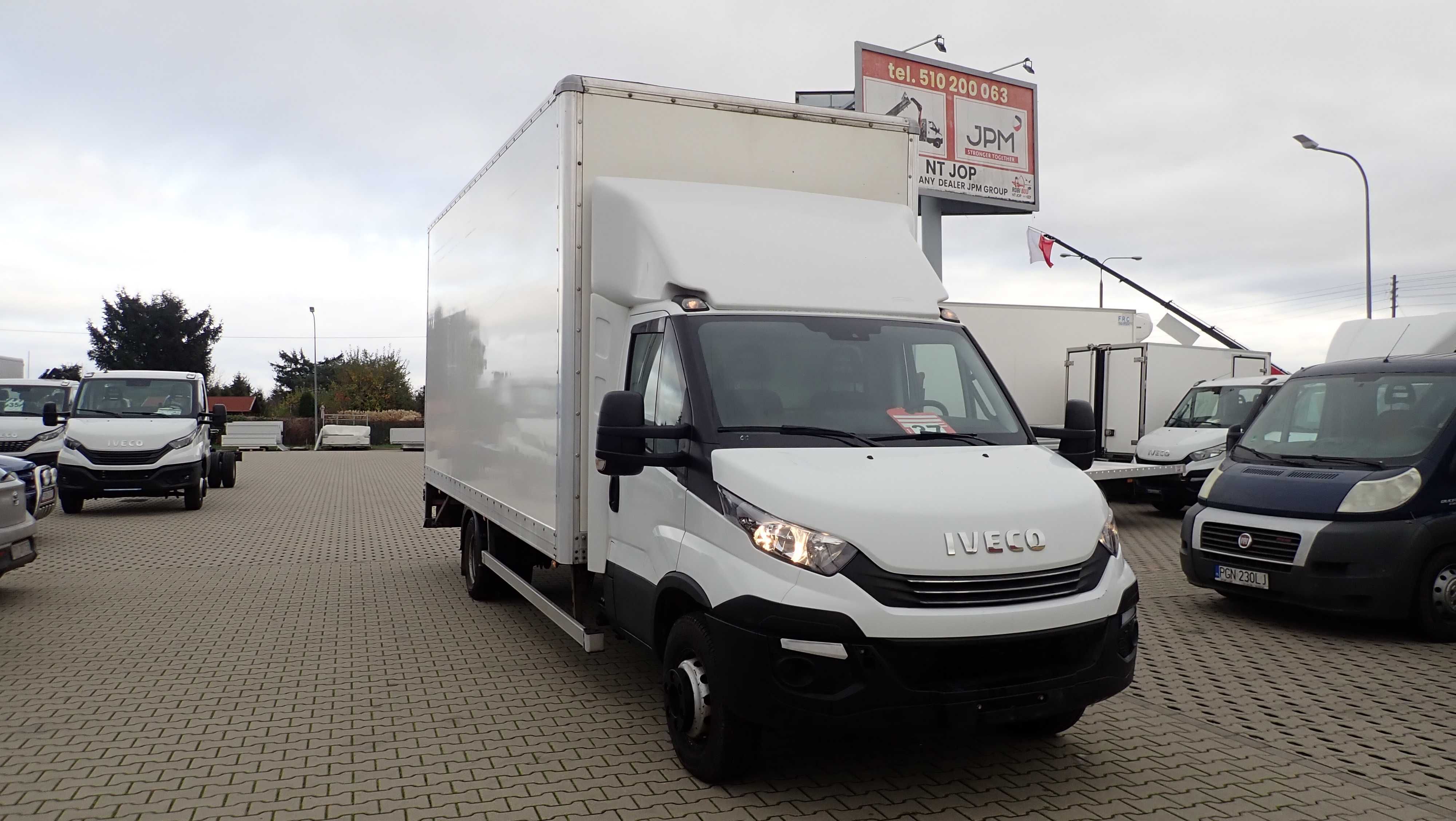 Iveco Daily 72C18A8 + підйомник