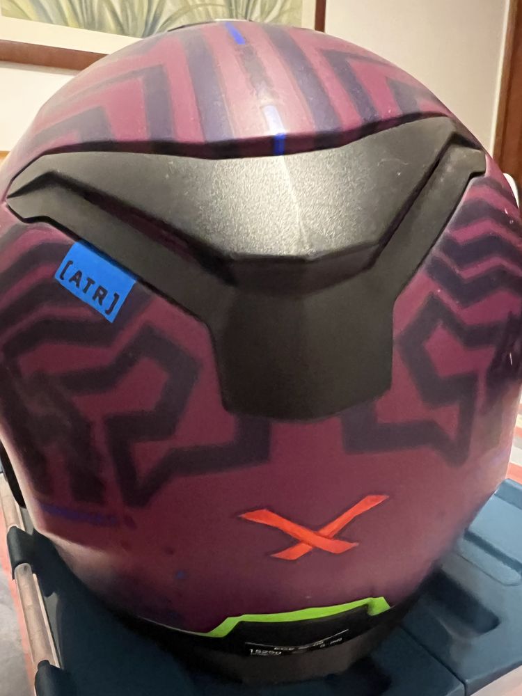 Capacete nexx com intercomunicador Cardo