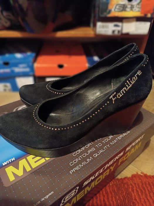 Туфлі замша на танкетці Familliare 37 р