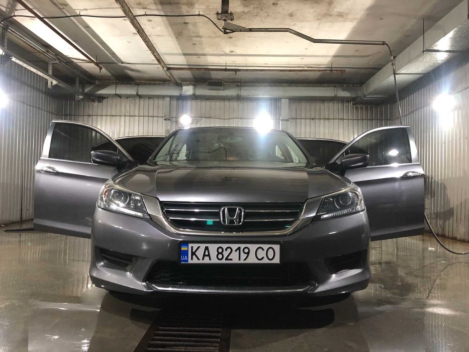 HONDA ACCORD 2012 2.4 бенз