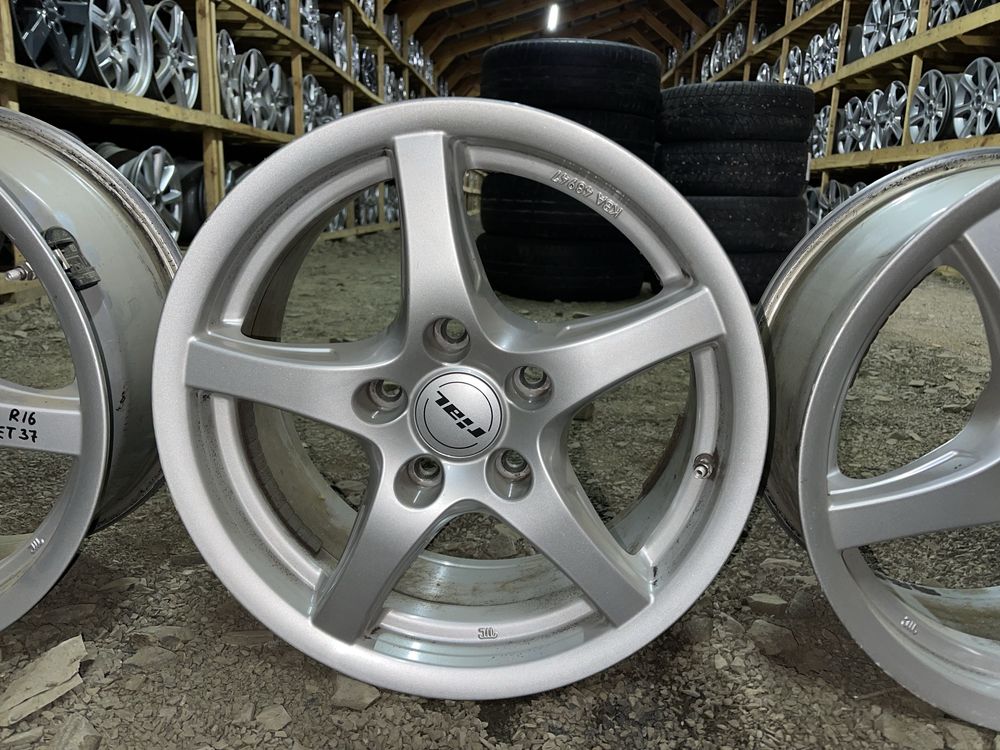 Німецькі диски RIAL 5/120 R16 7.5J ET37 комплект