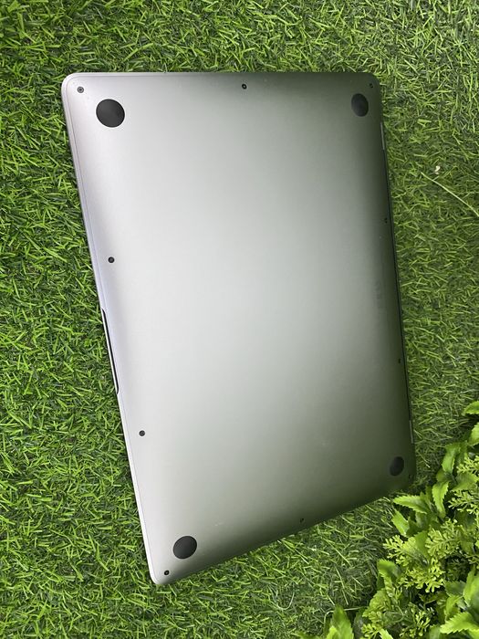 Ноутбук apple macbook air 2020 13.3 m1/8/256gb