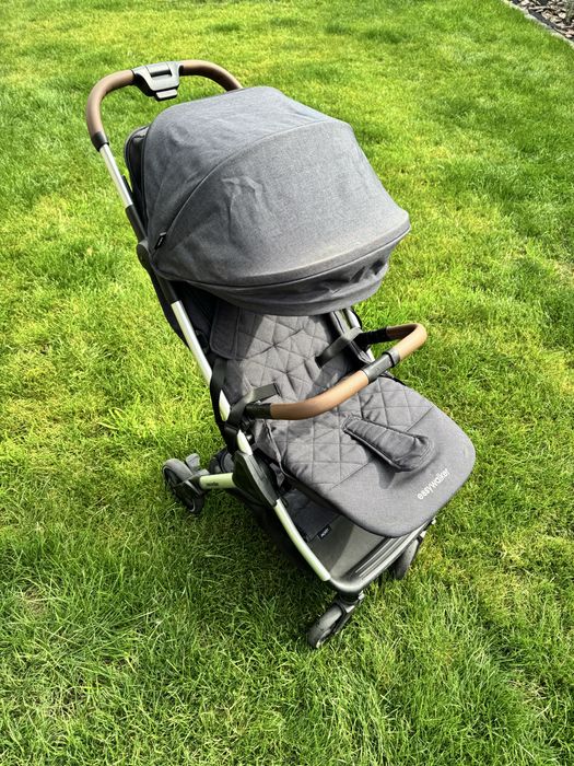 Продам прогулочную коляску / прогулку Easywalker Jackey / Изивокер