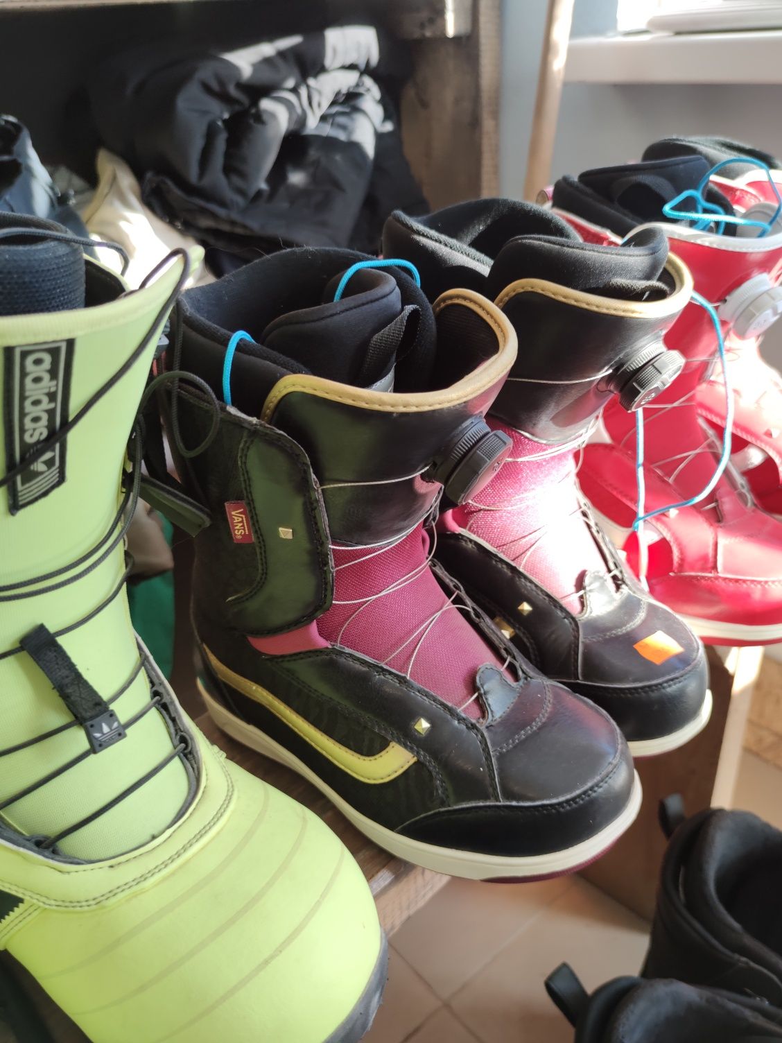 Ботінки  нові сноуборд Vans, adidas