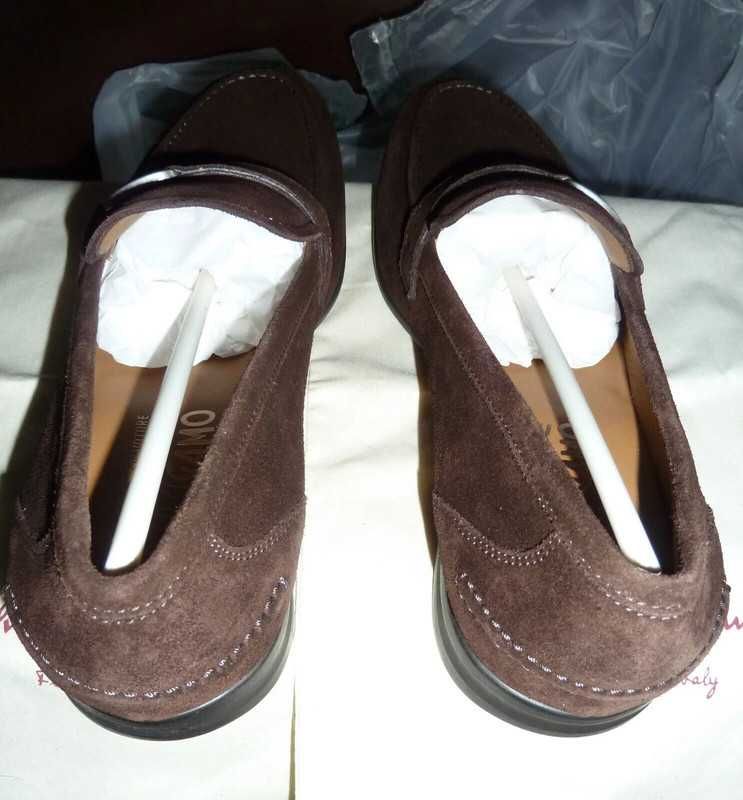 Sapatos novos castanhos Salvatore Ferragamo 40,5