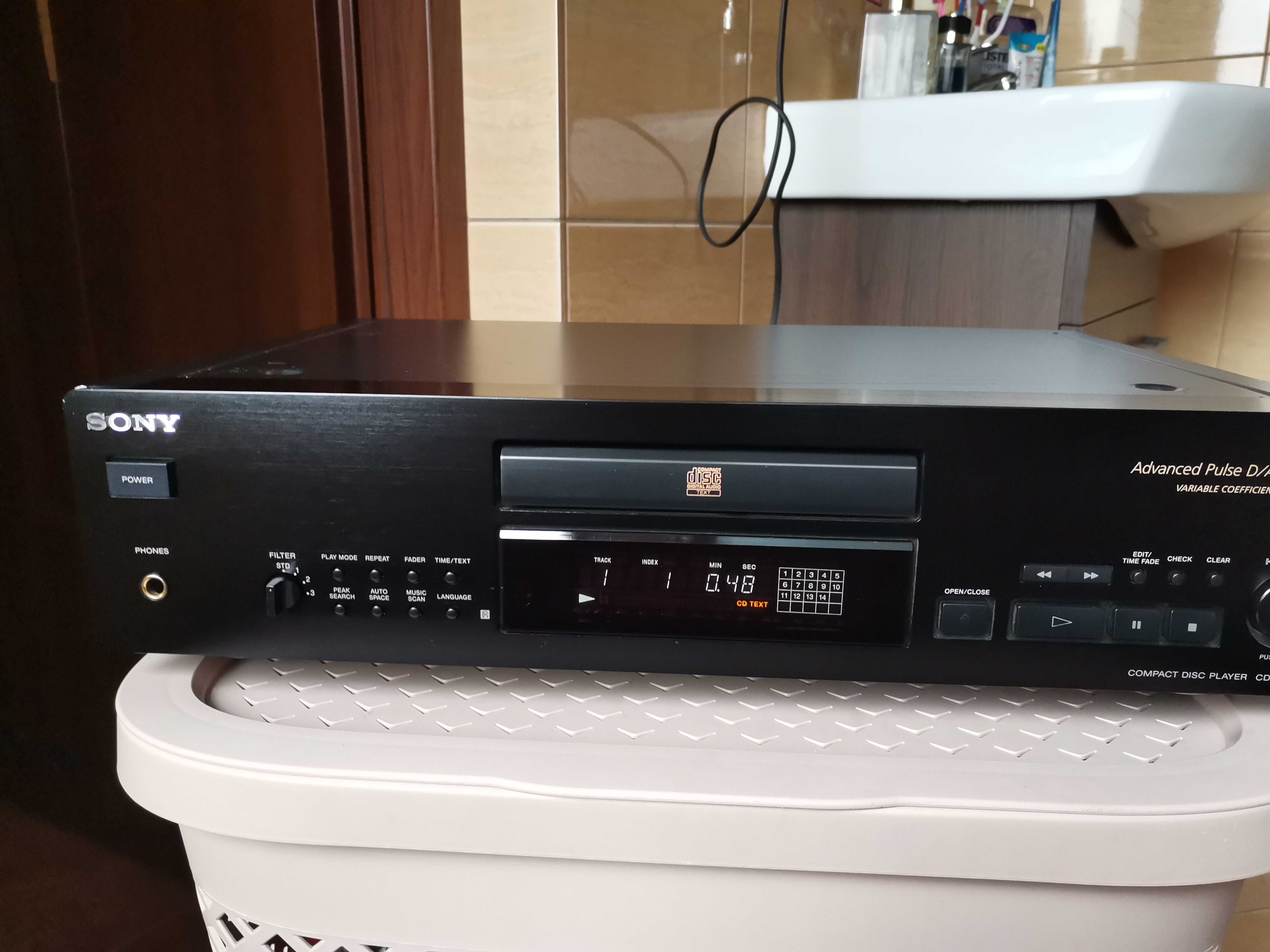 Sony Cdp-xb740qs