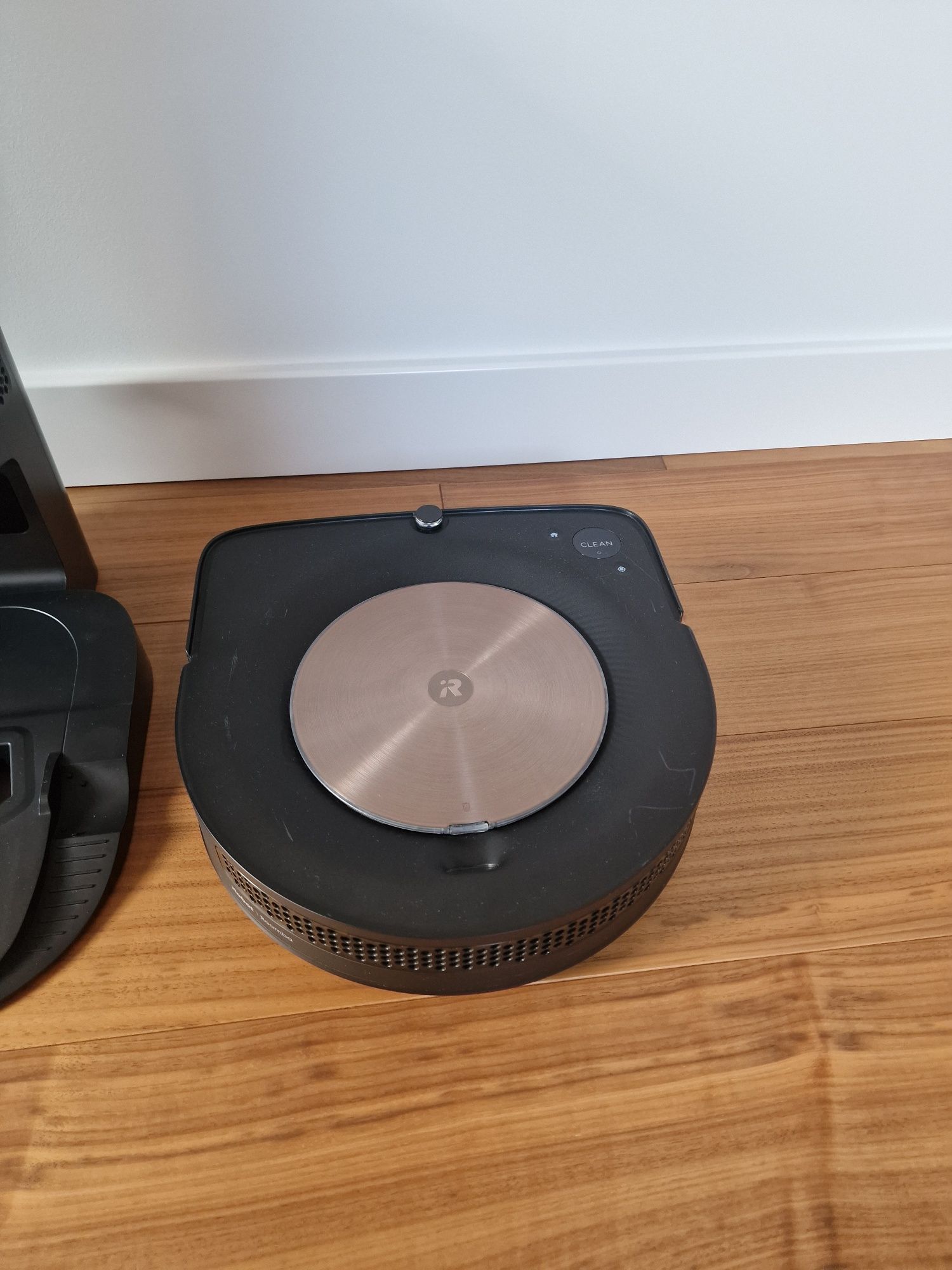 Odkurzacz Roomba s9+ ze stacją dokującą automatyczny, auto opróźnianie