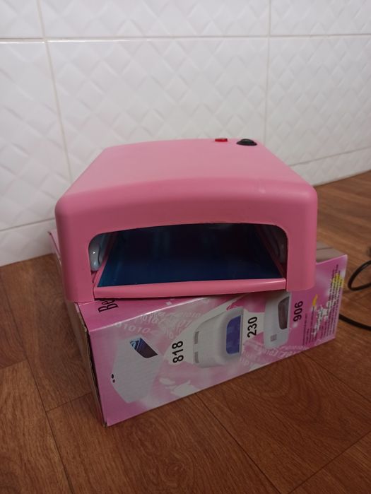 Лампа для гель-лака