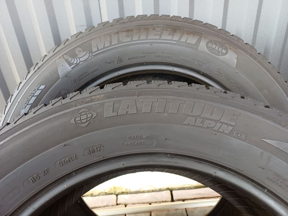 235 60 18 Michelin Latitude alpine зимові