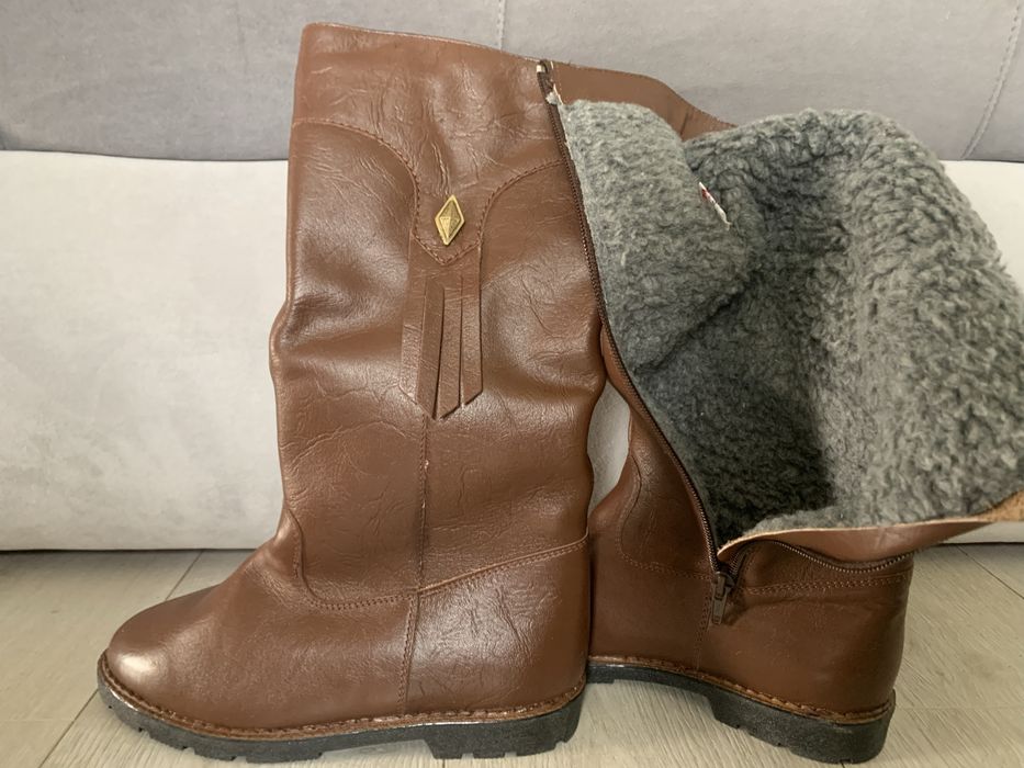 Взуття жіноче зимове