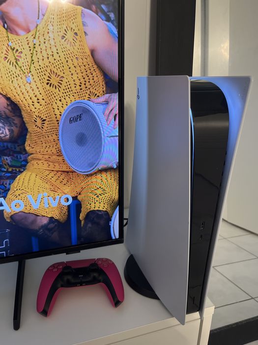 PS5 midia digital 2 comandos (vem com fc 26)