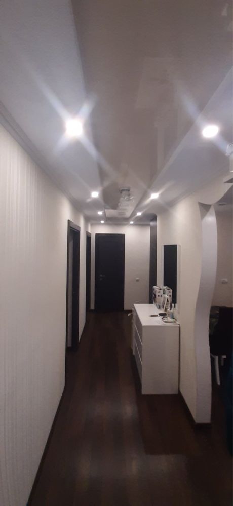 Продам 3 кім. Квартиру в центрі Житомира, пл. Короленка
