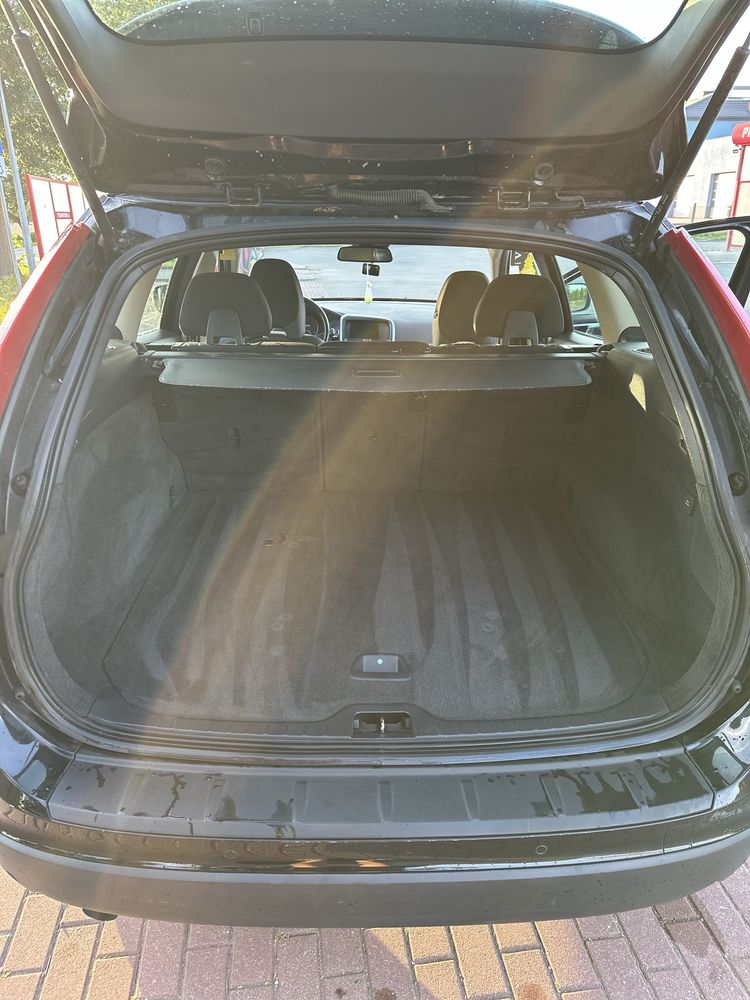 Sprzedam Volvo XC60 2012r